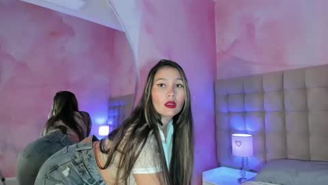 avawhiite online show from 02/08/26, 06:11