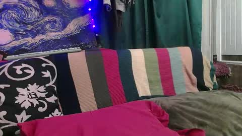 raven blue online show from 02/01/26, 06:23