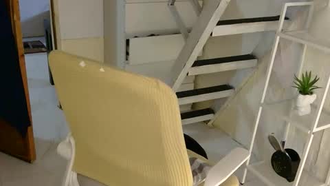 Rhian online show from 10/05/25, 01:59