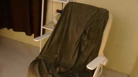 Rhian online show from 10/22/25, 03:23