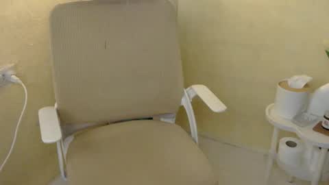 Rhian online show from 11/10/25, 05:45