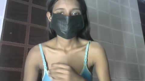 avery_lust01 online show from 03/24/26, 06:07