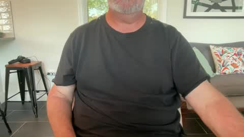 avgdiver online show from 10/25/25, 12:34