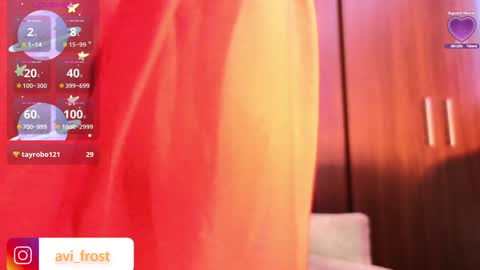 Snapshot of avi_frost chatting on 02/05/25, 06:35 Saraaaa independent model 3 online show from 02/05/25, 06:35