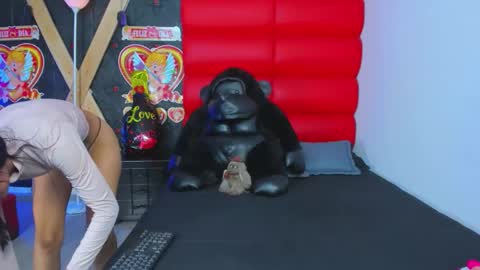 avi_thomsonn online show from 02/24/26, 02:42