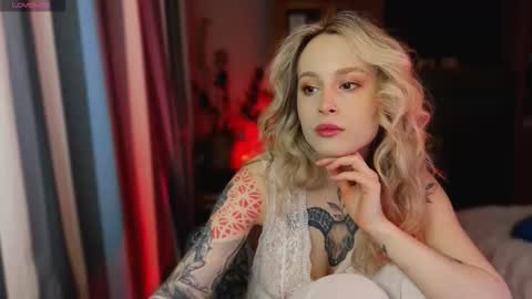 Aviva online show from 12/22/25, 09:12