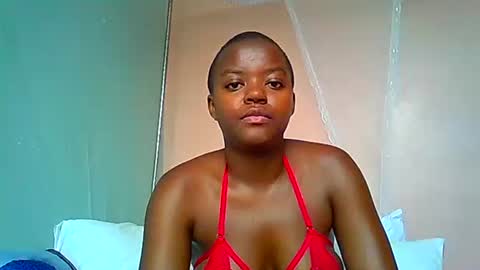 avril254 online show from 02/12/25, 06:19