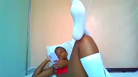 avril254 online show from 02/12/25, 09:20