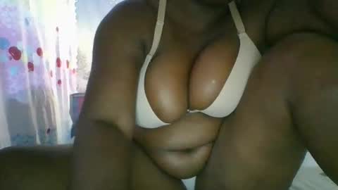 avril254 online show from 09/21/25, 07:43