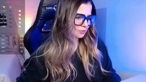 Snapshot of avrill_morgan chatting on 06/10/26, 10:08 Avrill Morgan online show from 06/10/26, 10:08