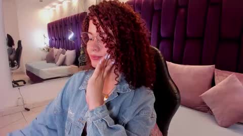 Avril  online show from 12/15/25, 11:36