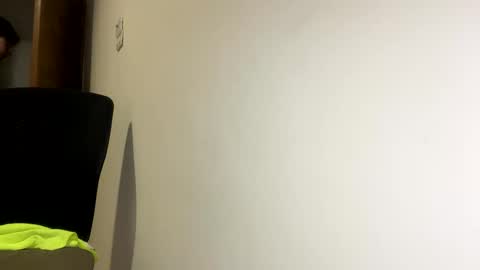 AndrewXxl independent online show from 10/06/25, 12:30