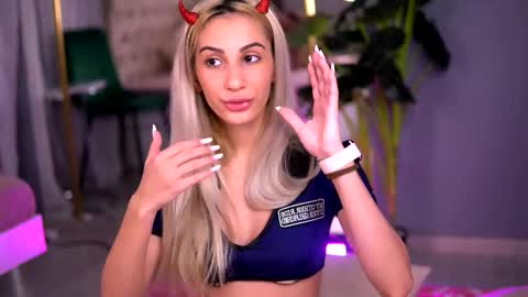 awalynch online show from 02/02/26, 03:38