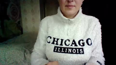 awesomeladyy online show from 02/05/25, 01:00