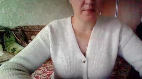 awesomeladyy online show from 10/02/25, 12:01