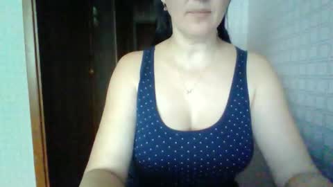 awesomeladyy online show from 12/18/25, 09:04