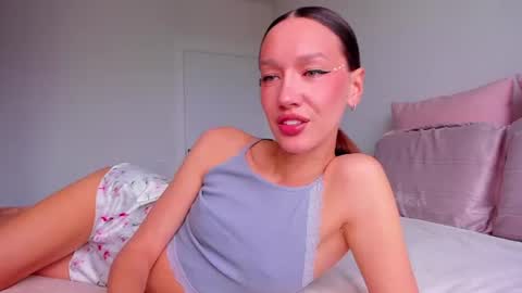 Awgustina online show from 07/02/26, 07:58