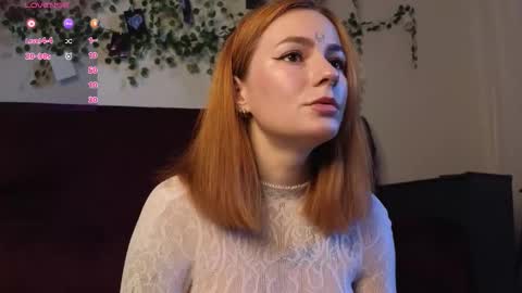 Snapshot of aww_burn chatting on 09/16/25, 04:35 Tris online show from 09/16/25, 04:35