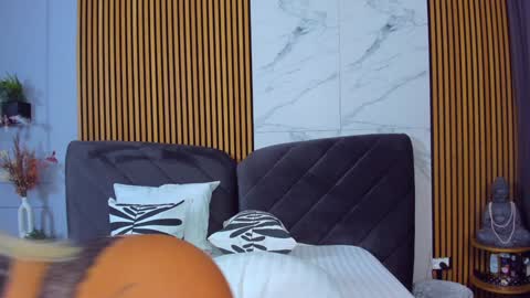 Ella online show from 12/11/24, 05:32