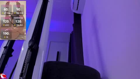 Axara online show from 09/28/25, 04:01