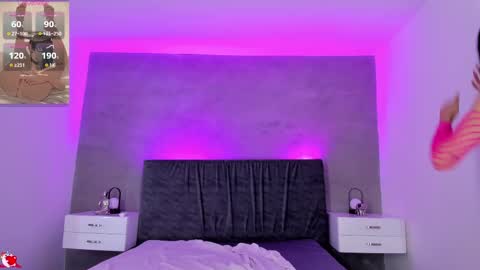 Axara online show from 10/27/25, 11:47