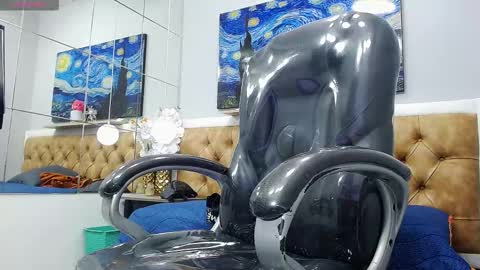 Axel online show from 03/10/26, 01:54