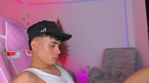 AXEL online show from 05/25/26, 04:13