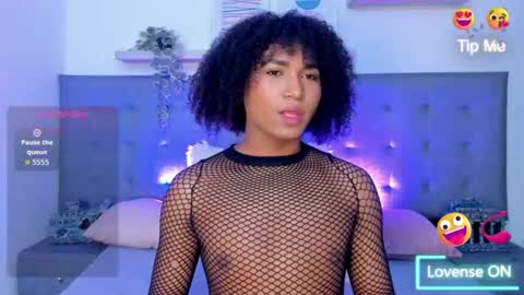 Snapshot of axel_colling1 chatting on 06/11/26, 07:01 AXEL online show from 06/11/26, 07:01