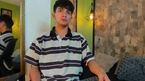 axel_draven online show from 11/18/25, 11:03