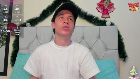 Axel Evanss online show from 12/24/24, 02:54