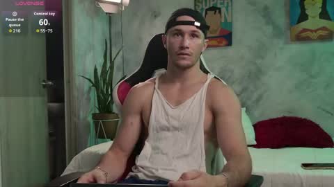 Axel Fairchaild online show from 04/05/26, 12:02