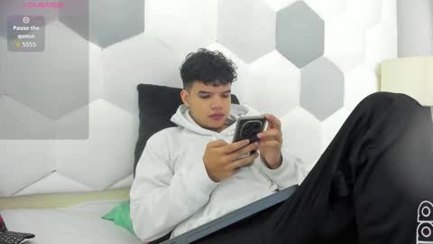 Axel Forte online show from 12/05/25, 01:09