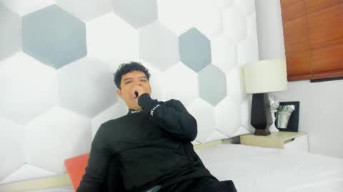 Axel Forte online show from 03/18/26, 01:47