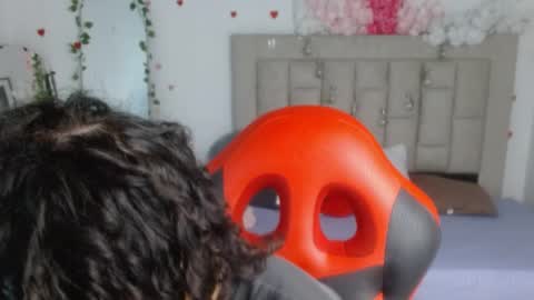 Snapshot of axel_fox7 chatting on 05/31/26, 01:25 Axel online show from 05/31/26, 01:25