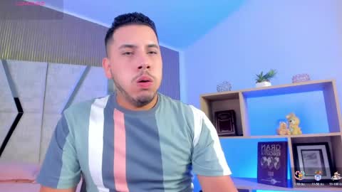 axel_grey_ online show from 04/01/26, 12:39