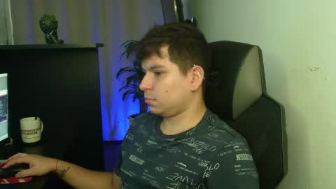 Axel online show from 04/14/26, 03:18