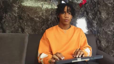 AXEL SILVA online show from 12/21/25, 12:45