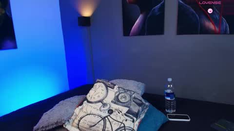 axel stein NEW ACCOUNT online show from 10/09/25, 01:25