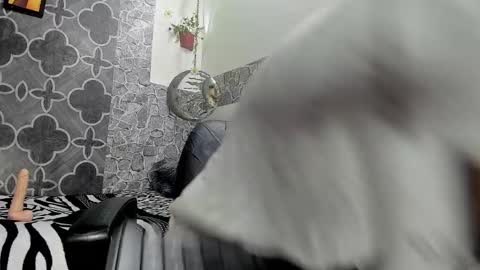 axel_strongx18 online show from 02/07/26, 03:49