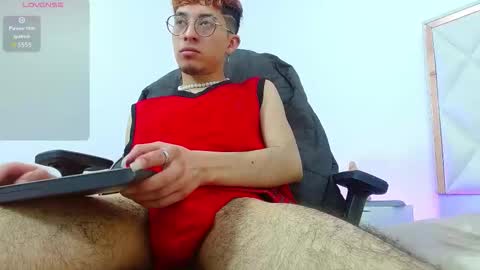 AXEL  online show from 10/15/25, 04:12