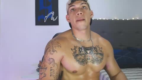 INDEPENDENT MODEL  online show from 12/27/24, 02:04