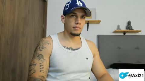 Snapshot of axel_taylor21 chatting on 05/28/26, 01:14 INDEPENDENT MODEL online show from 05/28/26, 01:14