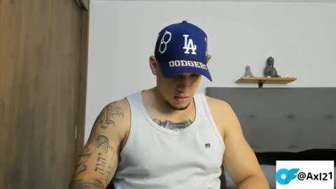 Snapshot of axel_taylor21 chatting on 06/23/26, 01:58 INDEPENDENT MODEL online show from 06/23/26, 01:58