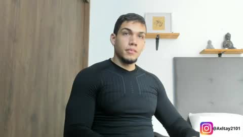 Snapshot of axel_taylor21 chatting on 07/15/26, 04:45 INDEPENDENT MODEL online show from 07/15/26, 04:45