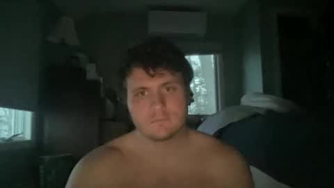 Snapshot of axelavery chatting on 04/16/26, 11:40 new here online show from 04/16/26, 11:40