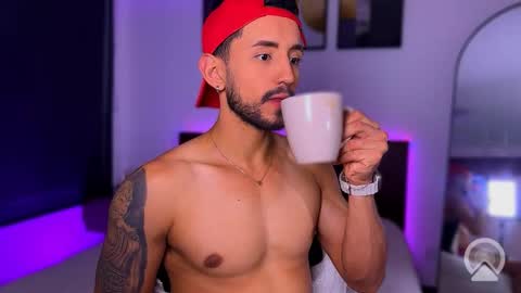 Axel King online show from 12/03/25, 10:08