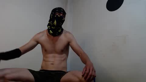 Snapshot of axelknight666 chatting on 10/31/25, 02:34 Axelknight666 online show from 10/31/25, 02:34