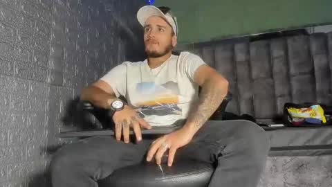 Axell Cross2 online show from 01/07/26, 07:49