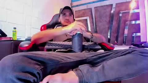 Axell Cross2 online show from 03/29/26, 02:06