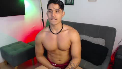 Snapshot of axell_dior chatting on 04/25/26, 03:09 axell online show from 04/25/26, 03:09